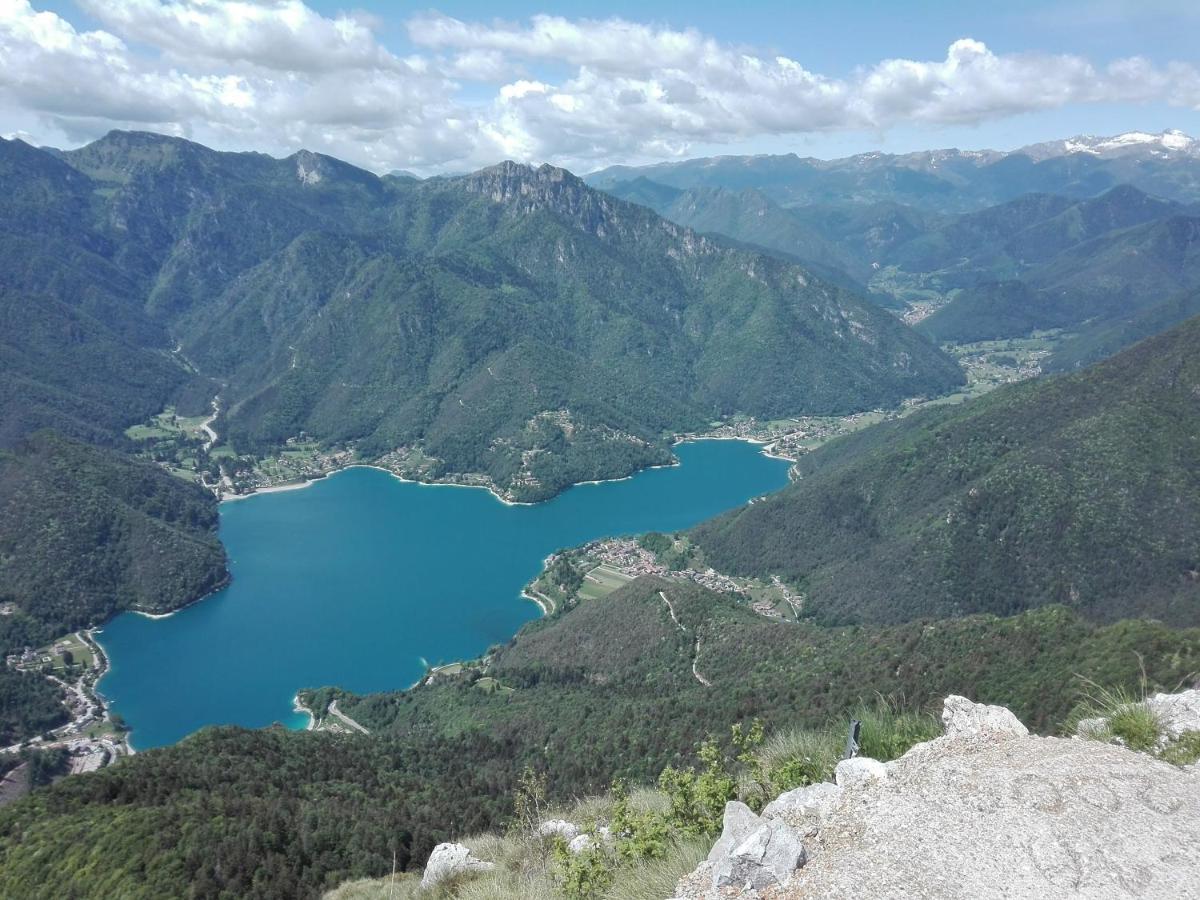 Ca' Albano Lägenhet Mezzolago Exteriör bild